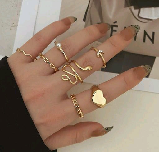 7 Pcs Stackable Heart Rings