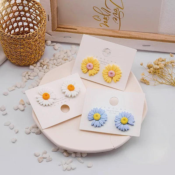 3 Pairs Assorted Daisy Stud Earrings