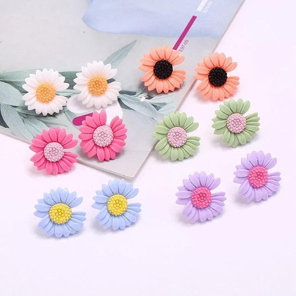 6 Pairs Assorted Daisy Stud Earrings