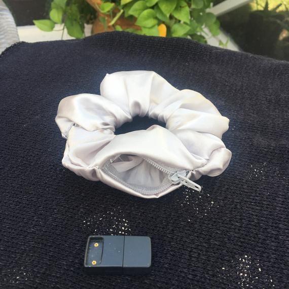 1 pc Stash Zipper Pocket Scrunchie Wallet (serves like Mini Bag) - Bling Little Thing