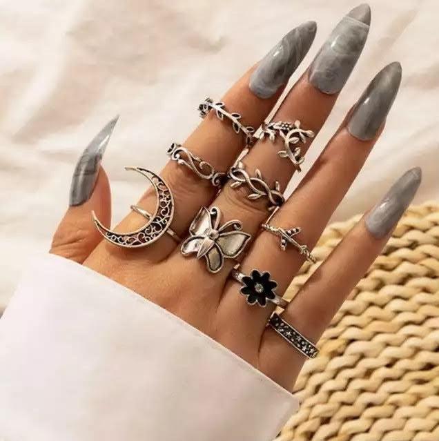 9 pcs Set of Chunky Oxidised Rings - Bling Little Thing