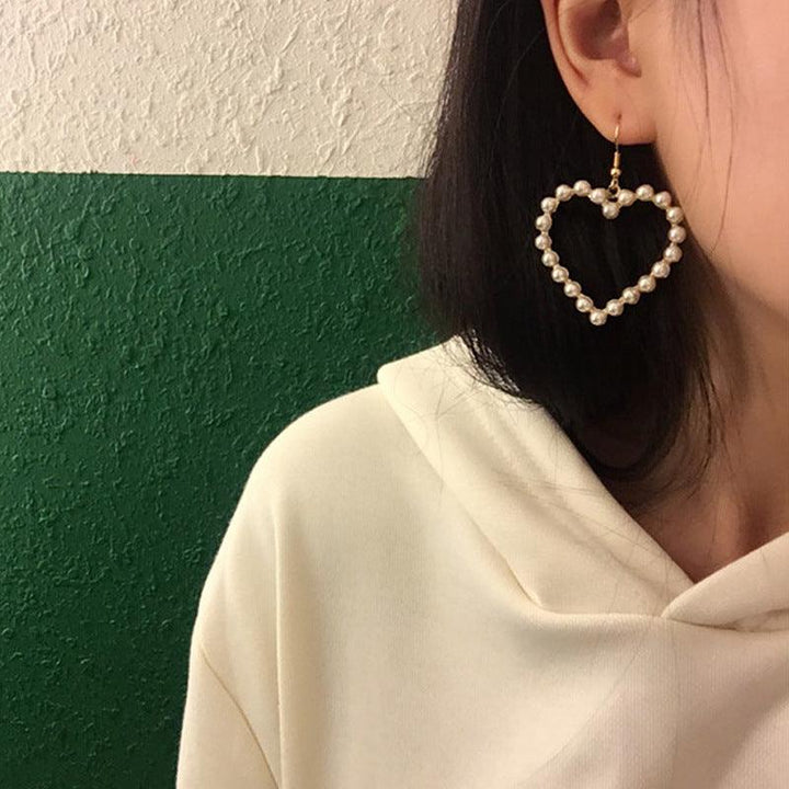 Korean Heart Pearl Embedded Earrings (Anti-tarnish) - Bling Little Thing